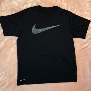Nike Boys’ Legend Dri-FIT Graphic Tee